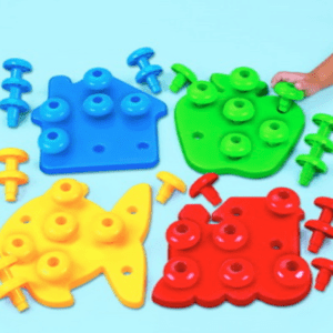 M069 My First Peg Board Set
